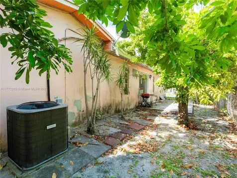 1081 NE 160th Terrace North Miami Beach FL 33162