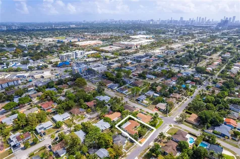 1081 NE 160th Terrace North Miami Beach FL 33162