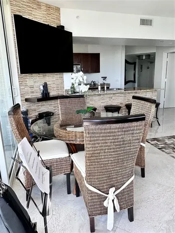 19900 E Country Club Drive Aventura FL 33180