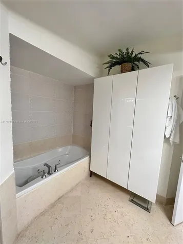 19900 E Country Club Drive Aventura FL 33180