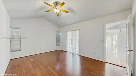 9942 NW 49th Terrace Doral FL 33178