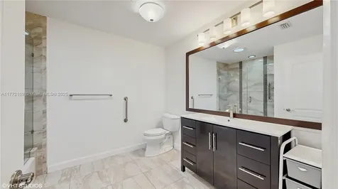 9942 NW 49th Terrace Doral FL 33178