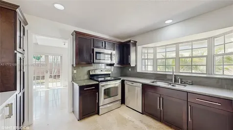 9942 NW 49th Terrace Doral FL 33178