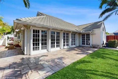 9942 NW 49th Terrace Doral FL 33178