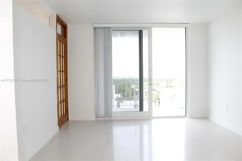 1228 West Avenue Miami Beach FL 33139