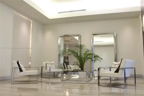 1228 West Avenue Miami Beach FL 33139