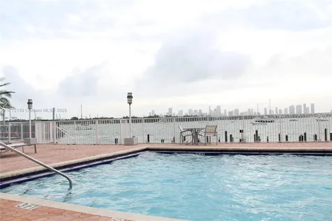 1228 West Avenue Miami Beach FL 33139