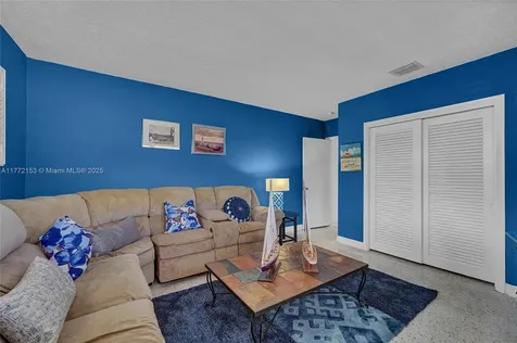 3031 NE 25th Street Fort Lauderdale FL 33305