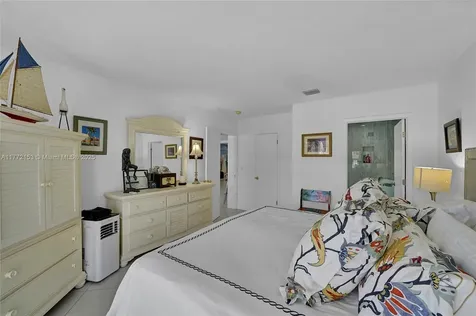 3031 NE 25th Street Fort Lauderdale FL 33305