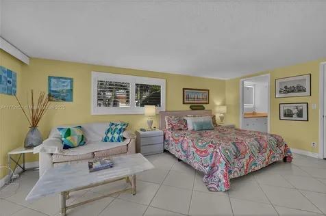 3031 NE 25th Street Fort Lauderdale FL 33305