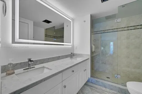 3031 NE 25th Street Fort Lauderdale FL 33305