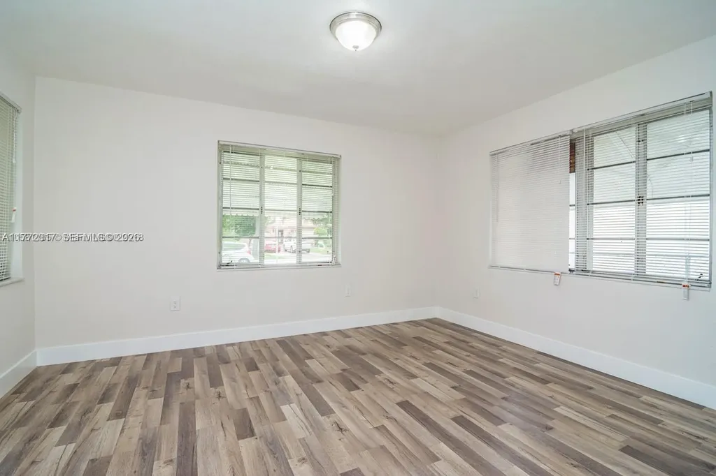 2542 Fillmore Street Hollywood FL 33020