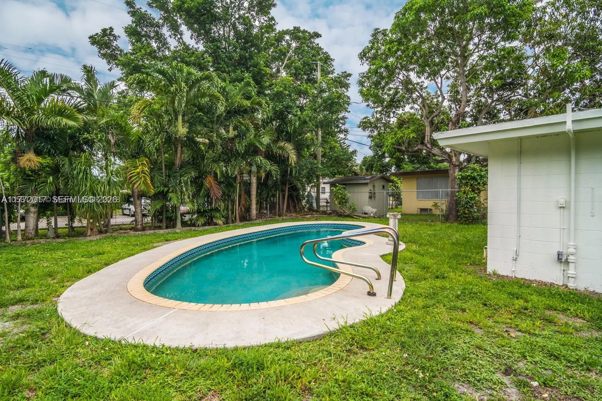 2542 Fillmore Street Hollywood FL 33020