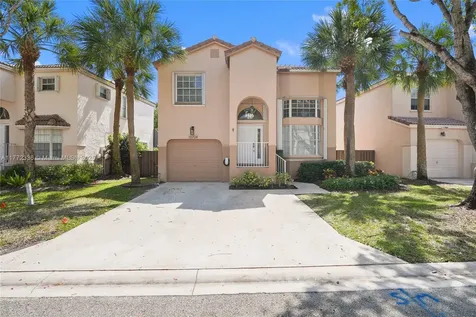 10724 NW 12th Manor Plantation FL 33322
