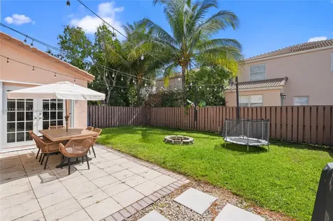 10724 NW 12th Manor Plantation FL 33322