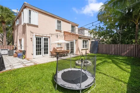 10724 NW 12th Manor Plantation FL 33322