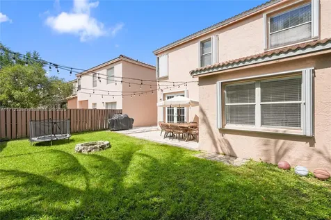 10724 NW 12th Manor Plantation FL 33322