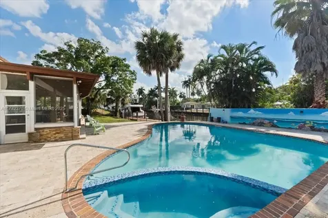 2519 SW 30th Avenue Fort Lauderdale FL 33312
