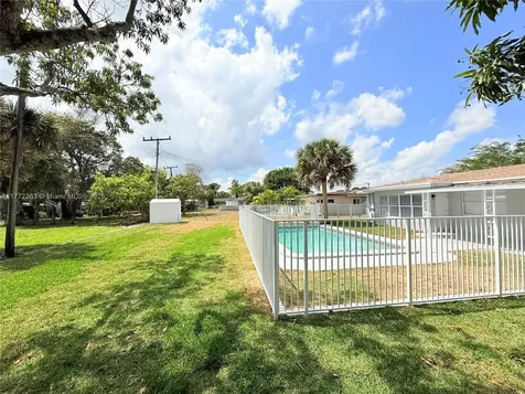 3540 SW 3rd Street Fort Lauderdale FL 33312