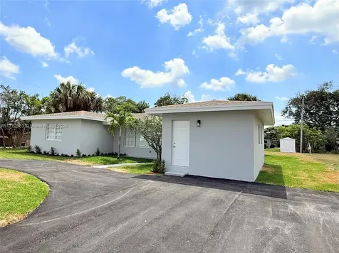 3540 SW 3rd Street Fort Lauderdale FL 33312