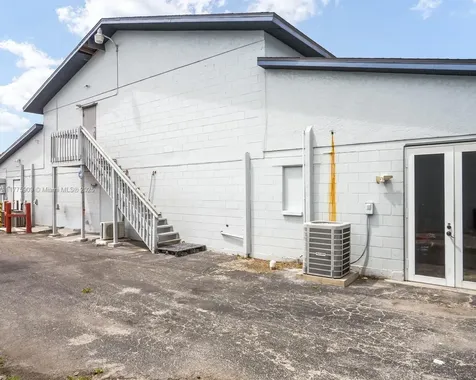 3775 Fowler Street Fort Myers FL 33901