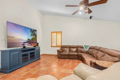 7721 SW 181st Terrace Palmetto Bay FL 33157