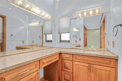 7721 SW 181st Terrace Palmetto Bay FL 33157