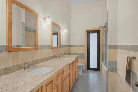 7721 SW 181st Terrace Palmetto Bay FL 33157