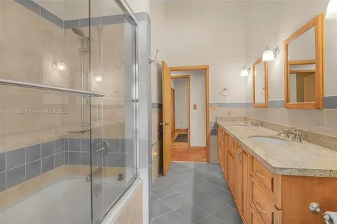 7721 SW 181st Terrace Palmetto Bay FL 33157