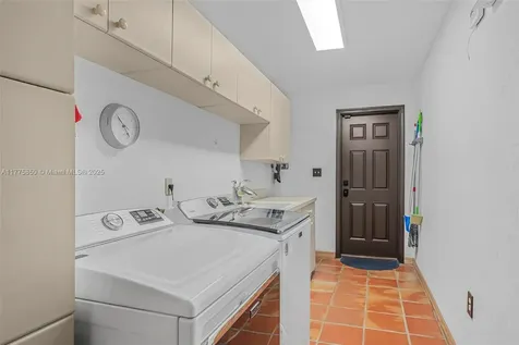 7721 SW 181st Terrace Palmetto Bay FL 33157
