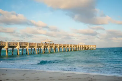 226 W Norfolk Jupiter FL 33469