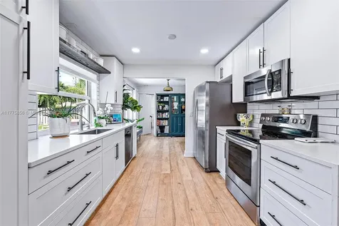 226 W Norfolk Jupiter FL 33469