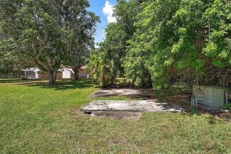 11270 Monet Lane Palm Beach Gardens FL 33410