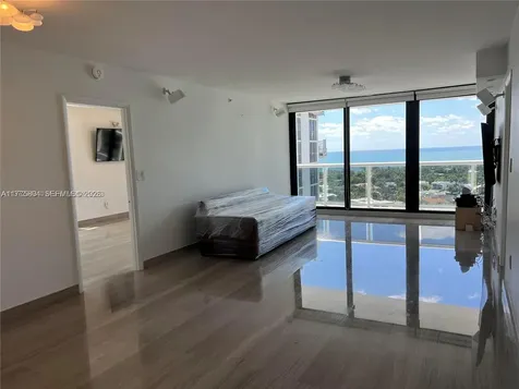20505 E Country Club Drive Aventura FL 33180