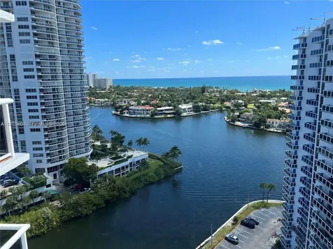 20505 E Country Club Drive Aventura FL 33180