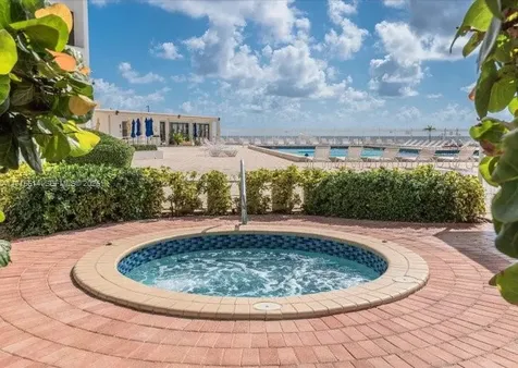 3505 S Ocean Drive Hollywood FL 33019