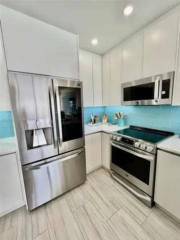 3505 S Ocean Drive Hollywood FL 33019