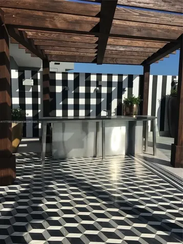 1300 S Miami Avenue Miami FL 33130