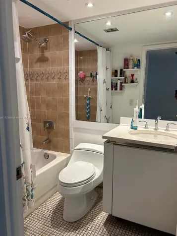 17890 W Dixie Highway North Miami Beach FL 33160