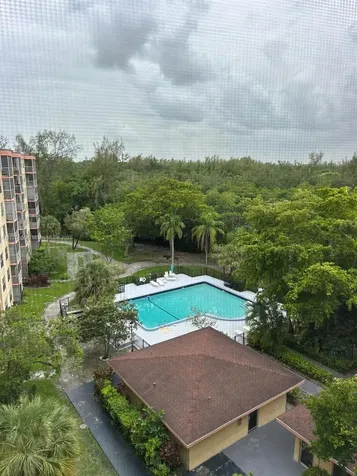 17890 W Dixie Highway North Miami Beach FL 33160