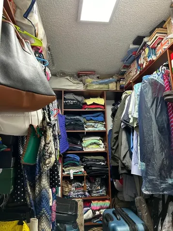 17890 W Dixie Highway North Miami Beach FL 33160