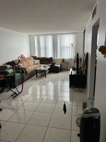 17890 W Dixie Highway North Miami Beach FL 33160