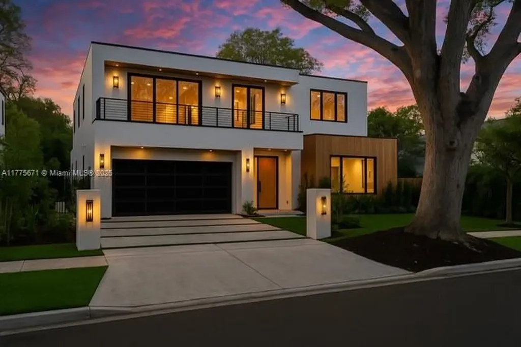 3609 Avocado Avenue Miami FL 33133