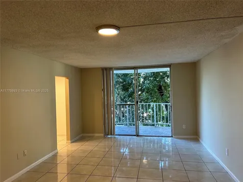 484 NW 165th Street Road Miami FL 33169