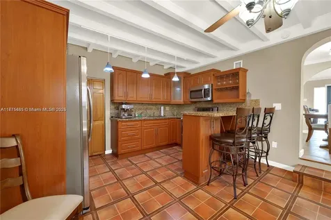 818 NW 34th Avenue Miami FL 33125