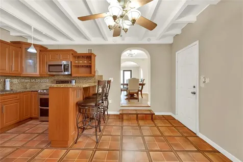 818 NW 34th Avenue Miami FL 33125
