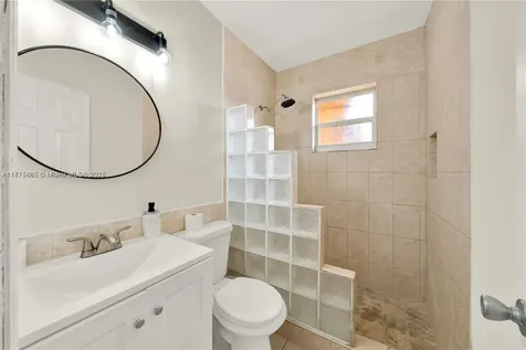 818 NW 34th Avenue Miami FL 33125