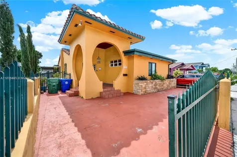 818 NW 34th Avenue Miami FL 33125