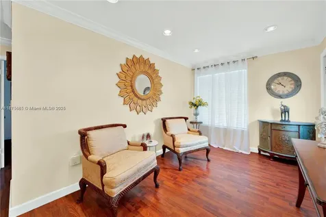 818 NW 34th Avenue Miami FL 33125