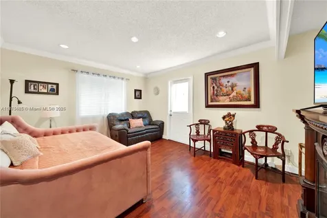 818 NW 34th Avenue Miami FL 33125